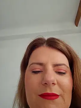 KarlyGray10 online show from May 5, 5:10 am