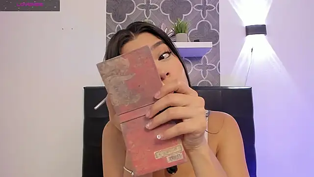 katybabyg online show from April 2, 12:35 pm