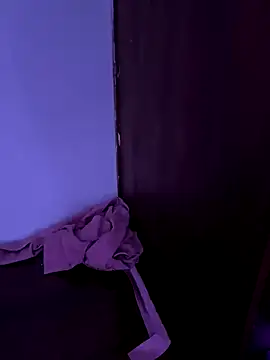 alee lenoxx online show from December 16, 1:33 am