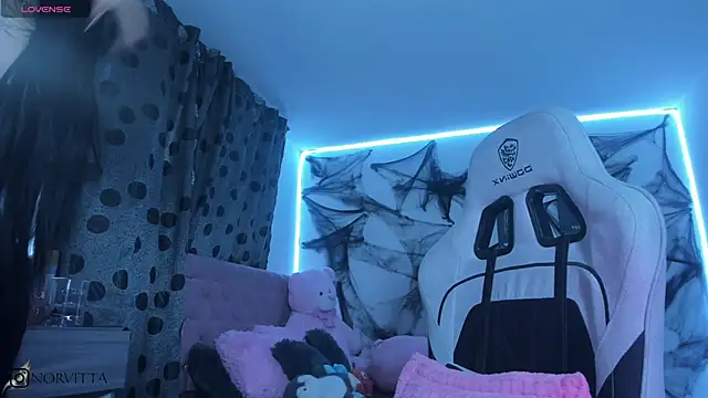 satanbabee online show from October 10, 12:04 am