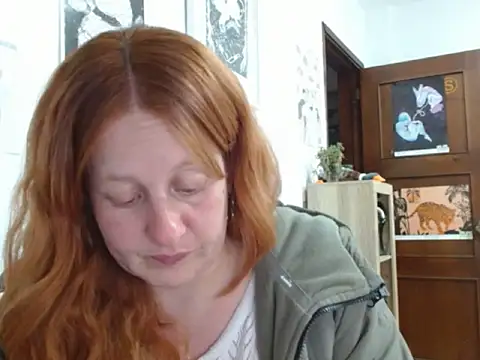 ViioletaMora online show from May 7, 4:06 am