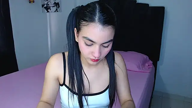 Ariel Zeo1 online show from May 14, 7:41 pm