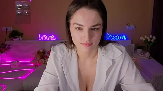 Camilla  one   online show from April 7, 4:47 am