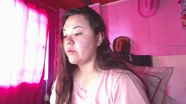 NikkiRous  online show from March 30, 2:16 pm