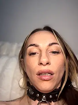 BrattyBae xo online show from May 9, 5:04 pm