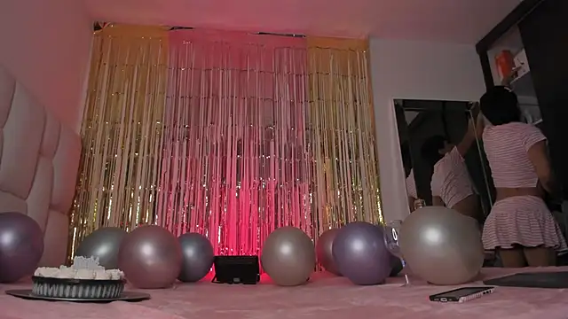 evaevanscute online show from June 16, 9:38 pm
