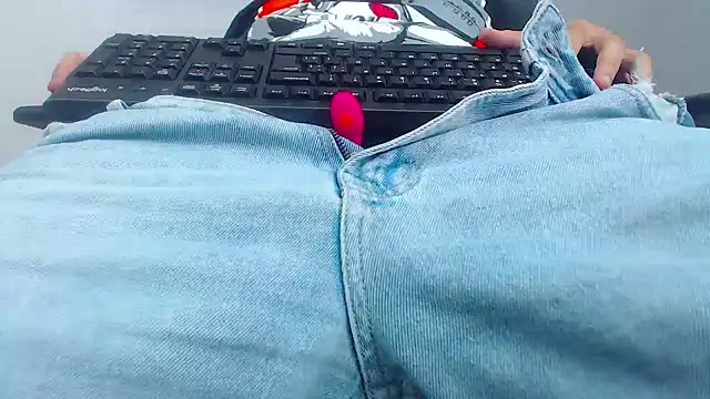 snowflake xxx online show from December 23, 4:38 am