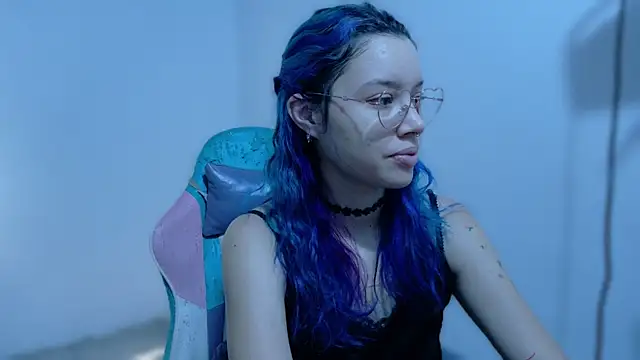 WandaDoll online show from May 4, 12:42 pm