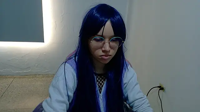 WandaDoll online show from February 9, 1:02 pm