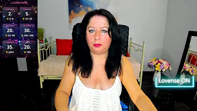 Julia Dean online show from May 9, 12:40 pm