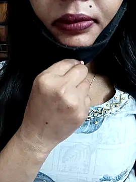 Yours-Bebo online show from March 18, 7:41 pm