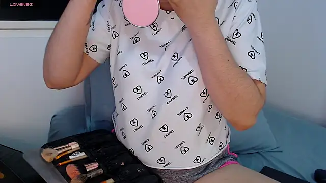 sofi-rojas1 online show from December 2, 12:56 am