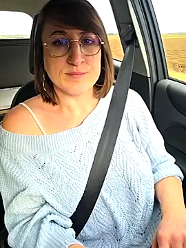 minierose online show from January 19, 2:13 pm