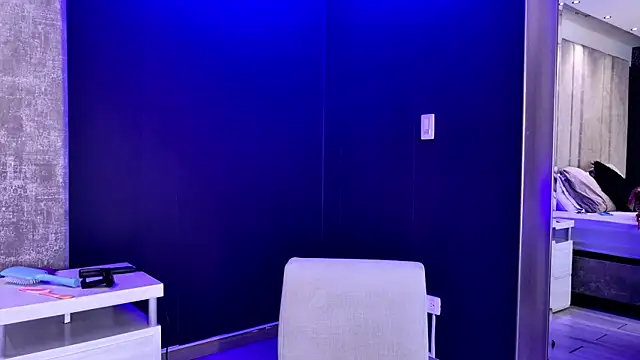 GiselOrtiz online show from October 11, 10:53 am