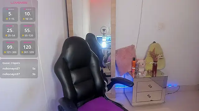 hellensexy online show from February 26, 9:47 pm