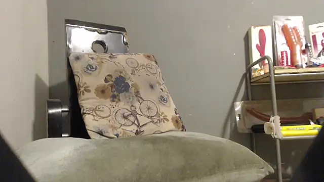 Amazing12inch online show from February 6, 8:29 am