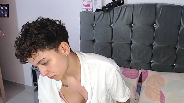 Antonella Cruz02 online show from April 23, 4:31 am