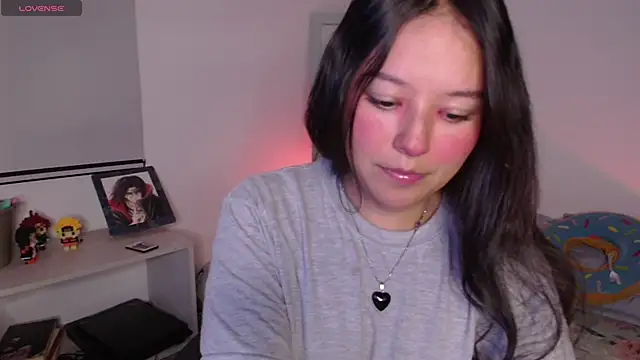 Lexie Thompson10 online show from October 13, 12:02 am