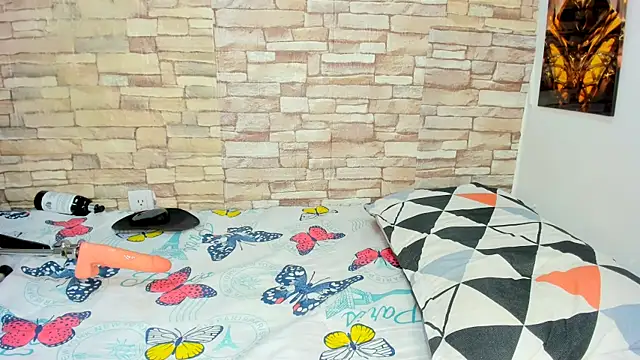 kaiagerbes3 online show from November 10, 2:12 pm