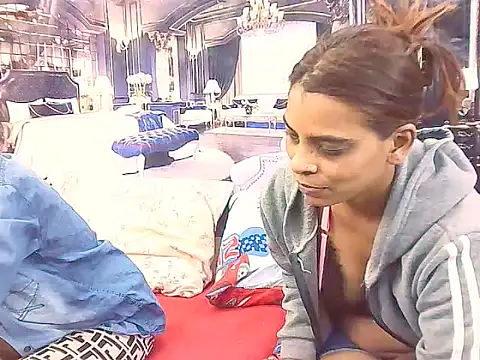 IndianSexyAss online show from February 15, 6:49 am