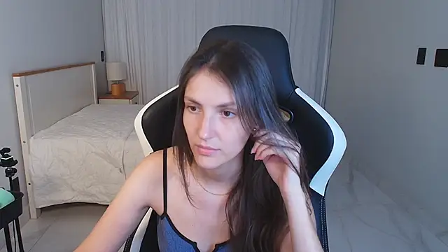 upssnowy online show from May 22, 9:46 pm