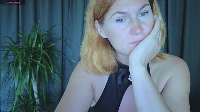 Sheandhim23 online show from May 26, 6:46 am