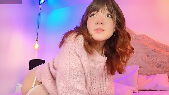 Fluffy Bubble21 online show from May 6, 4:49 am