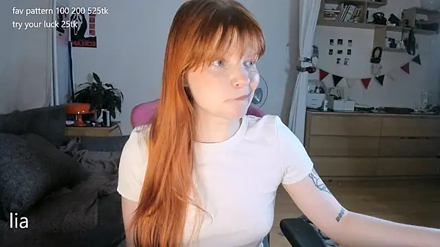 lil lia online show from May 22, 11:25 pm