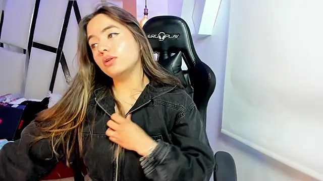 ary cooper  online show from November 4, 1:27 pm