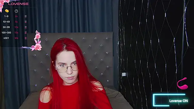 EmilyKents online show from October 6, 1:44 am