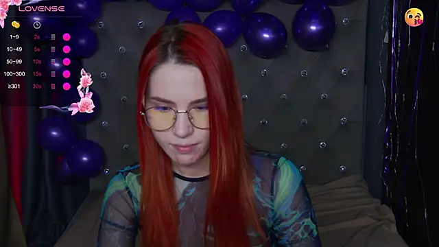 EmilyKents online show from November 10, 2:28 am