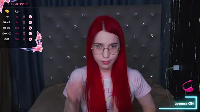 EmilyKents online show from September 22, 1:48 am