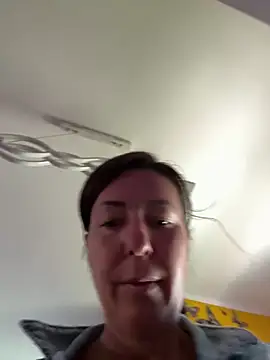 eveangelll online show from May 16, 6:27 am