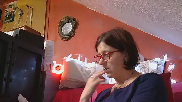 lanax online show from November 6, 1:28 pm