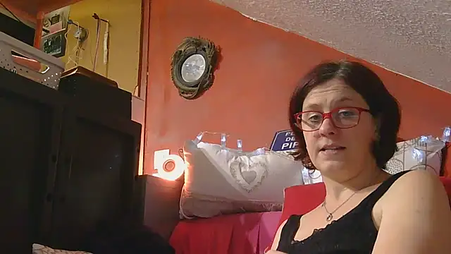 lanax online show from November 20, 1:23 pm