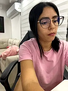GiiirlPower online show from September 25, 5:50 am