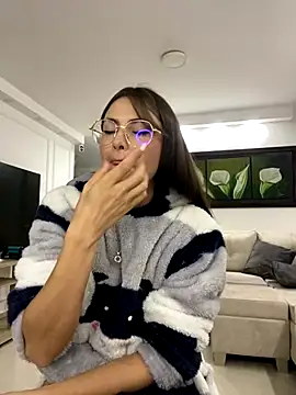 GiiirlPower online show from October 5, 5:23 am