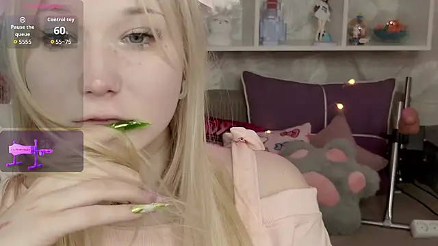 MeowkaKitty online show from February 28, 1:49 am