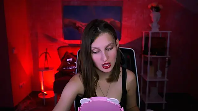 EllaHorton online show from November 25, 5:15 pm