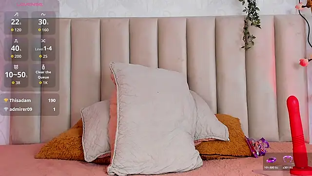 ivone adams online show from November 1, 9:08 pm