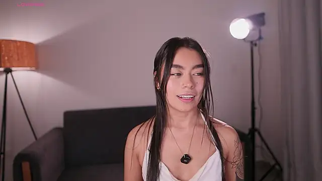 GigiLee  online show from May 22, 1:58 am