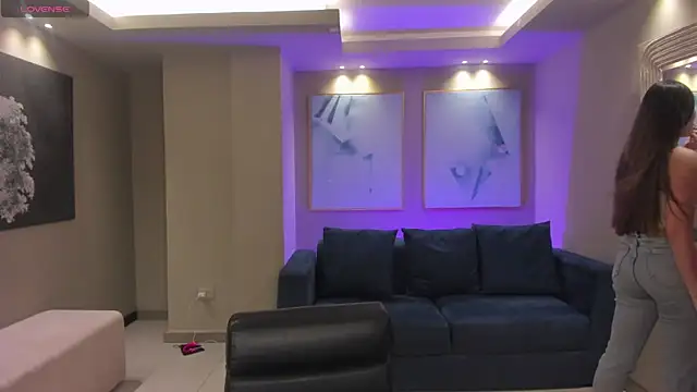 EloisaOlivero online show from October 16, 7:05 pm