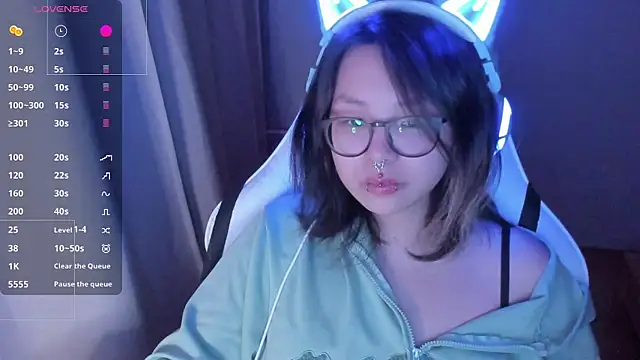 maydaykimmy online show from May 27, 9:01 pm