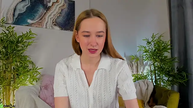 Sweett Monica online show from November 6, 1:22 am