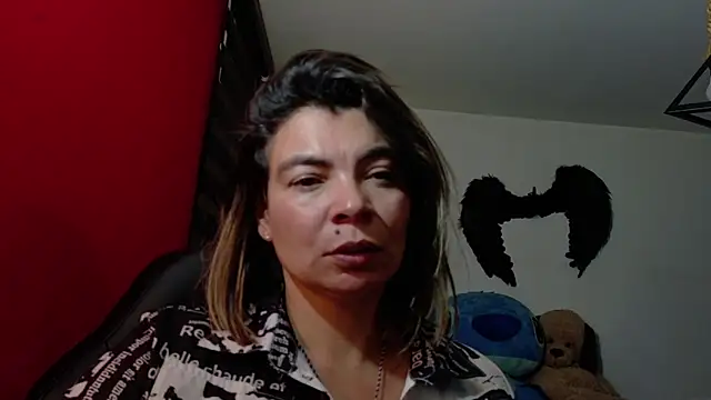 charlotedoll online show from May 10, 4:14 am