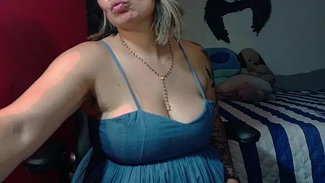 charlotedoll online show from May 11, 4:25 am
