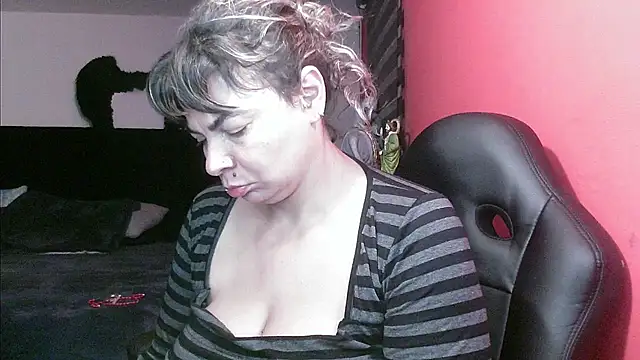 charlotedoll online show from November 12, 5:16 am