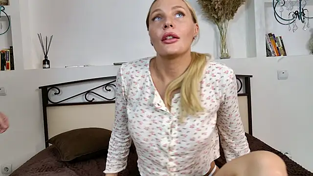 Hotel  California online show from November 12, 6:22 am