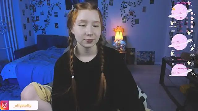 CallMeEffy1 online show from October 25, 10:16 pm