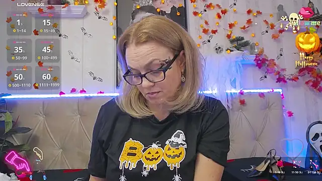 LadyJeen online show from October 28, 5:08 pm